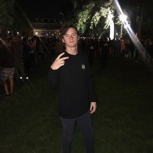 Meet your Posher, Jackson